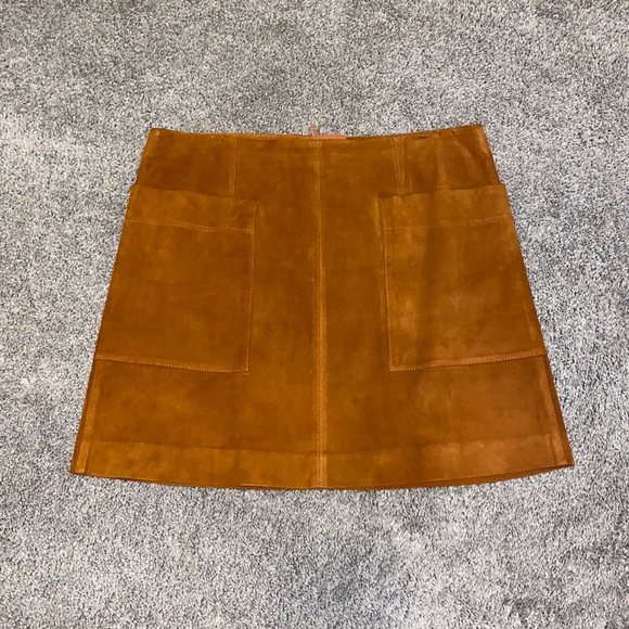 Banana Republic Dresses & Skirts - Suede mini skirt